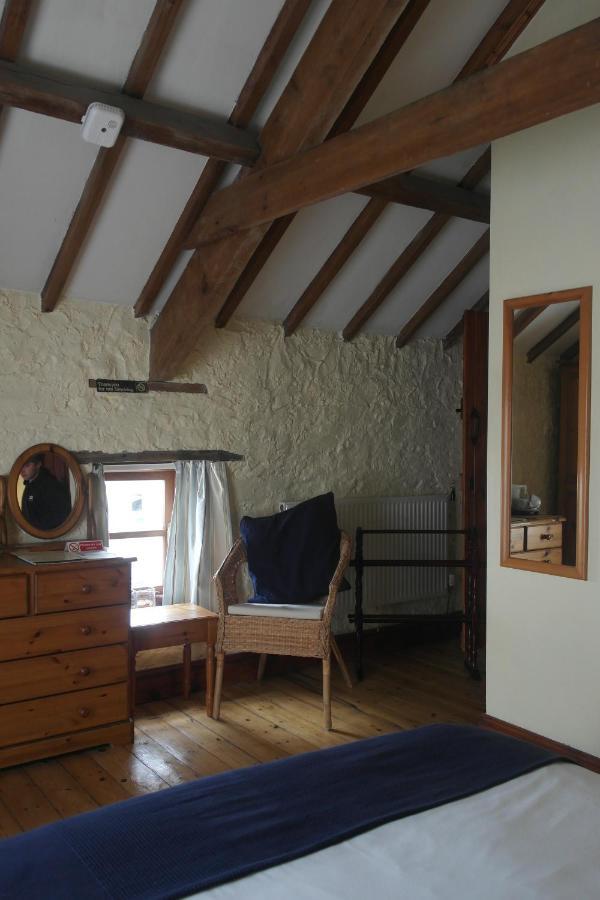 The Old Barn Bed and Breakfast Barry Exteriör bild